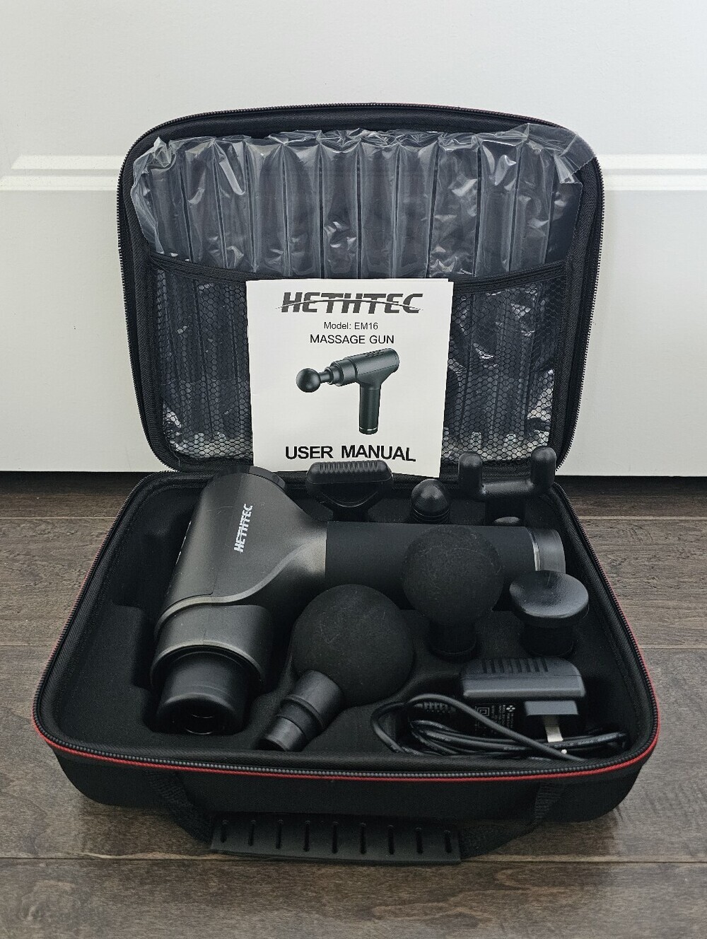 Hethtec EM16 Massage Gun - Black with 6 Attachments & Charging Adapter/Cord